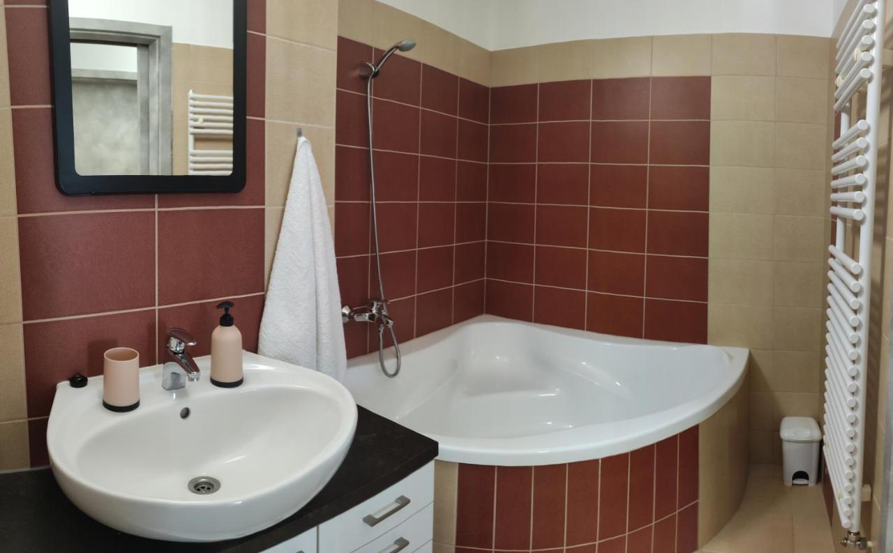 Ikon Apartman Hajdúszoboszló Exteriér fotografie
